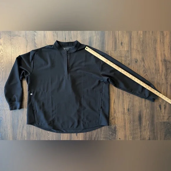 Figs Women’s Rafaela Oversized Longsleeve Scrub Top Black Size XL - Picture 10 of 10